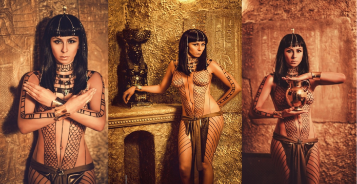How They Wore It Cleopatra S Lingerie