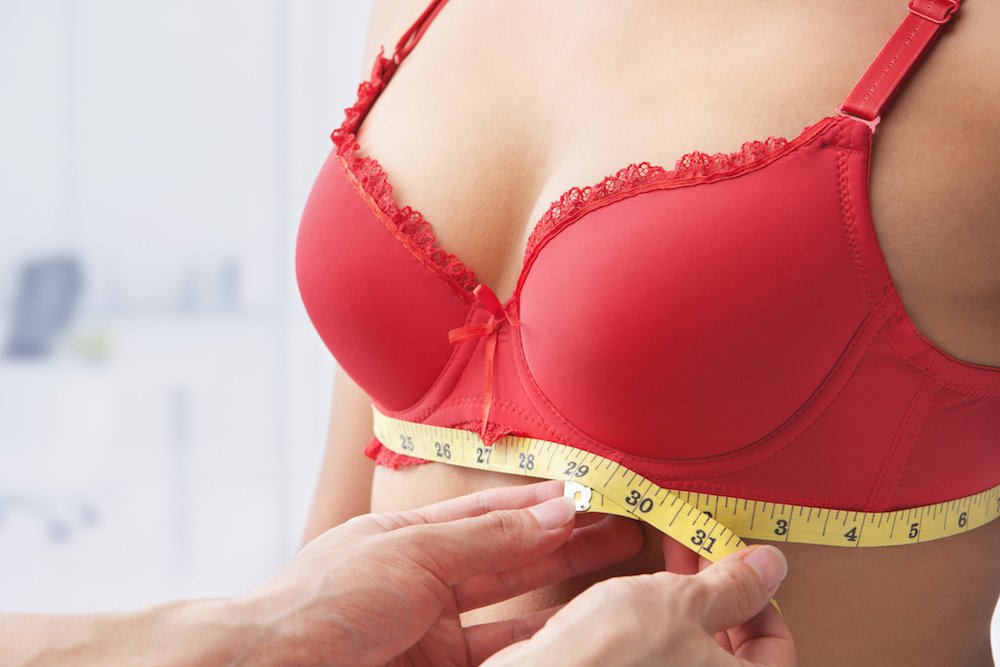 How wrong bra size can ruin your outfit?