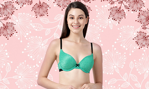 Choosing Green Color Lingerie For Good Luck On New Years Eve
