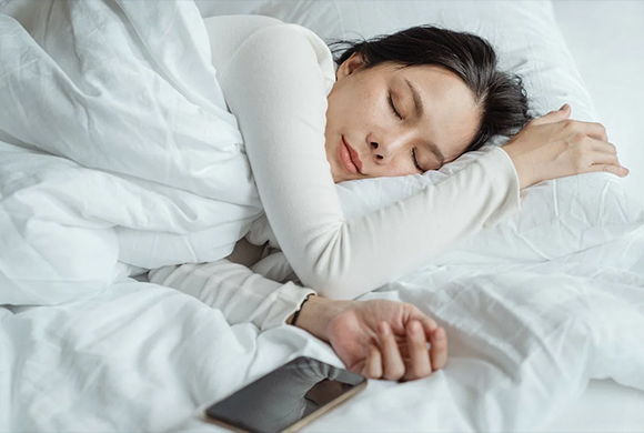 How Do Night Clothes Alter Thermal Comfort During Sleep?