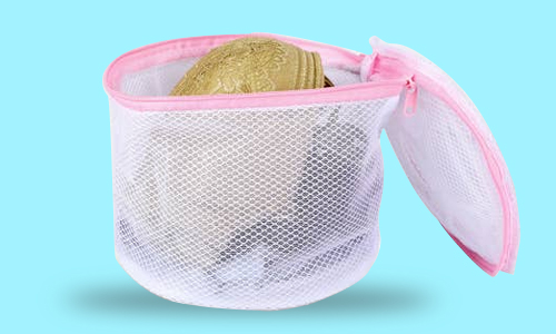 How To Use A Mesh Laundry Bag to Protect Delicates in the Wash