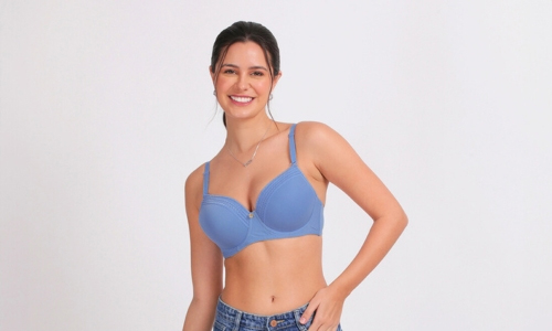 T-shirt bra with light padding