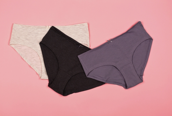 Does the Colour of Your Underwear Matter?